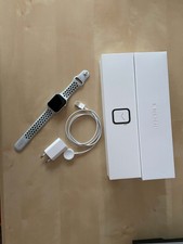 Apple IWatch, Series 4, 44mm, silber, Aluminium