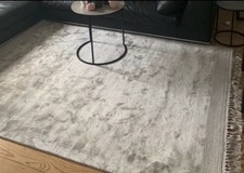 Teppich mit Fransen 100%Viscose grau glänzend 160x230 cm.