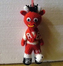 RB Leipzig Maskottchen fürs Auto mit  Fanschal und Ball "Handarbeit"