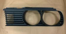   BMW E30 3er 320 Kühlergrill Ziergitter links  alte ware NEU NOS