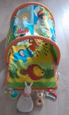 Krabbeldecke,Spieldecke/Spielbogen + 4 Babyspielzeuge, guter Zustand