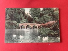 U.K. stourton Gärten Brücke und Schwäne Vintage Postcard r47933