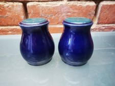 DENBY STORMBLAU (GRÜNER TÖNUNG) VINTAGE SALZ- UND PFEFFERTÖPFE 8,5 CM X 6,5 CMs