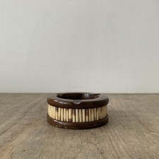 Vintage ghidei Tedla Olivenholz Porcupine Quill runder Aschenbecher Zigarette Dish