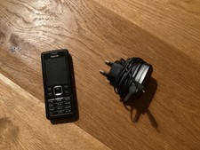 Nokia Handy 6300 mit Aufladekabel (2)