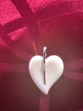 Ketten Anhänger Keramik/Silber. Weiß Marke Boccia.Zustand sehr gut.