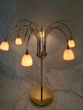 Elegante Tischlampe in Gold mit mehreren Armen