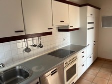 Einbauküche mit Geschirrspüler, Kühlschrank Backofen zum Ausbauen und Abholen