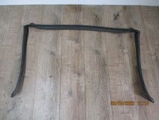 VW Golf 3 4 Cabrio Verdeckdichtung Scheibenrahmen Windschutzscheibe 1E0871349 