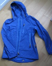R'adys Outdoorjacke, blau, Gr. S, neuwertig, sehr guter Zustand, viele Details
