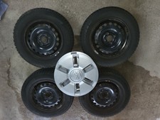 4 Winterkompletträder  165 70 r14 81t für VW UP InclusiveRadkappen.