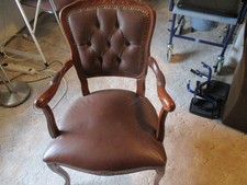 Stuhl englischer Stil, Leder, Holz