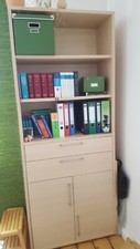 heller, geräumiger Büroschrank, so gut wie neu