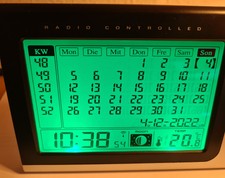 Funkwecker mit Monatskalender