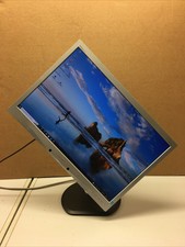 Philips Brilliance P-line 240P 61 cm (24 Zoll) 16:9 LED IPS Monitor WUXGA