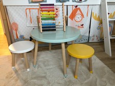 Flexa Dots Kinder-Tisch + 2 Flexa Dots Kinderstühle