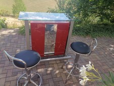 Bar Theke mit 2 Barhocker