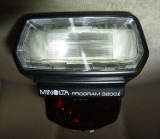 MINOLTA PROGRAM FLASH 3200i w/ INSTRUCTION MANUAL (in mint condition!)