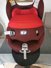 Autokindersitz Cybex Sirona 0-18 kg Reboarder Rot mit dem Sicherheitskissen. 