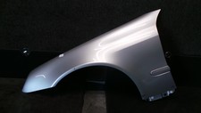 Y39-2 * Mercedes-Benz W203 C-Klasse Kotflügel Links // 744 Brillantsilber Met.