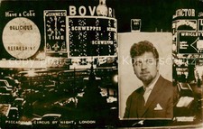 73795469 London__UK Piccadilly Circus by Night 