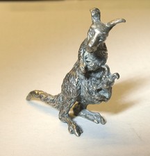 antike Silberfigur KANGARU mit KIND im Beutel - massiv 27,1 Gramm - 46 x 40 mm !
