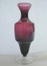 Vase: Glas - lilafarbig - transparent/durchsichtig - vintage - 60er Jahre Design