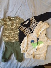 Kinder Kleiderpaket 4x Gr. 62/68 - Mexx Topomini - Sweatjacke, Hose, Strickjacke