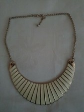 Modeschmuck Kette Statementkette Primark 