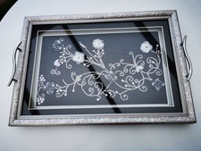 Holz Tablett aus Bilderrahmen silber Muster Deko aufwendig verziert Perlen blume