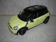 Norev 1:18  Mini Cooper S Countryman S in gelb/schwarz , Ohne Box