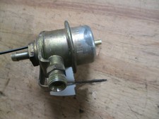 Porsche 944 2,5 163PS BMW E23 E24 E28 Kraftstoffdruckregler Druckdämpfer BOSCH