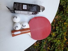 1 Tischtennis-Schläger + 3 neue Bälle bekannter Hersteller, Kellerfund, NEUwert.