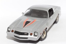 1:18 Chevrolet Camaro Z28 (1978) * silber * Greenlight * Modellauto Pony car