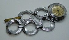 Damen Vintage Retro Timex watch for repair. gebürstet verchromt.