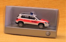 VW Tiguan NEF, Ausstattung NOTARZT, weiß, Wiking Modell 1:87