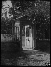 Glas Magic Laterne Rutsche AVEBURY MANOR HAUS GARTENTÜR DATIERT 1927 FOTO