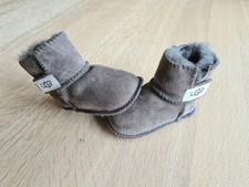 UGG Boots "Erin" Baby ☆ Gr. 18 ☆ grau ☆ neu