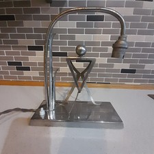 Vintage Art Deco Chrom Tischlampe aus stilisiertem Golfer markiert LW PARIS 1930er