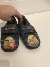 Next Minions Hausschuhe Gr.26 Blinker Kindergartenschuhe Junge