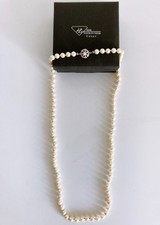 Perlenkette Collier einzeln geknotet Schließe aus 925er Silber Goldschmied Götz