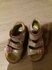 Richter Gr. 22 Sommerschuhe Mädchen Schnallen Rosa