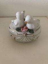 Zeitlos schöner kleiner Übertopf mit Vögeln Durchmesser 5,5 cm