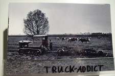 Oldtimer Tractor Photo,Foto DDR Landwirtschaft, Traktor IFA Kettenschlepper KS07