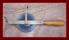 altes 30 Meter Stahlband Rollmaß Bandmaß Messing DDR 