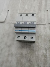 1x MCN332 MCN332 Leitungsschutzschalter 3phasig 230 V, 400V