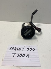 Triumph Sprint 900 T300A Uhr Instrument Cockpit 