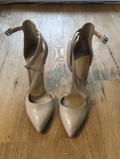 Zara Trafaluc Damen Schuhe Heels Highheels Lackleder beige Gr. 38 Pumps