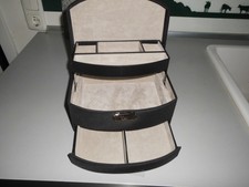 Schmuckkasten Schmuckkästchen Schmuckschatulle schwarz super Zustand