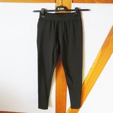 schwarze Fitnesshose von my Protein Größe L